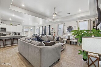 1052 Summer Breeze Pl in Horizon City, TX - Building Photo - Building Photo