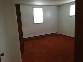 1901 Woodland Rd, Unit 2nd floor in Montoursville, PA - Building Photo - Building Photo
