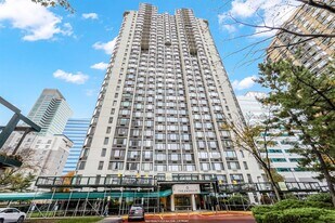 45 River Dr S in Jersey City, NJ - Building Photo