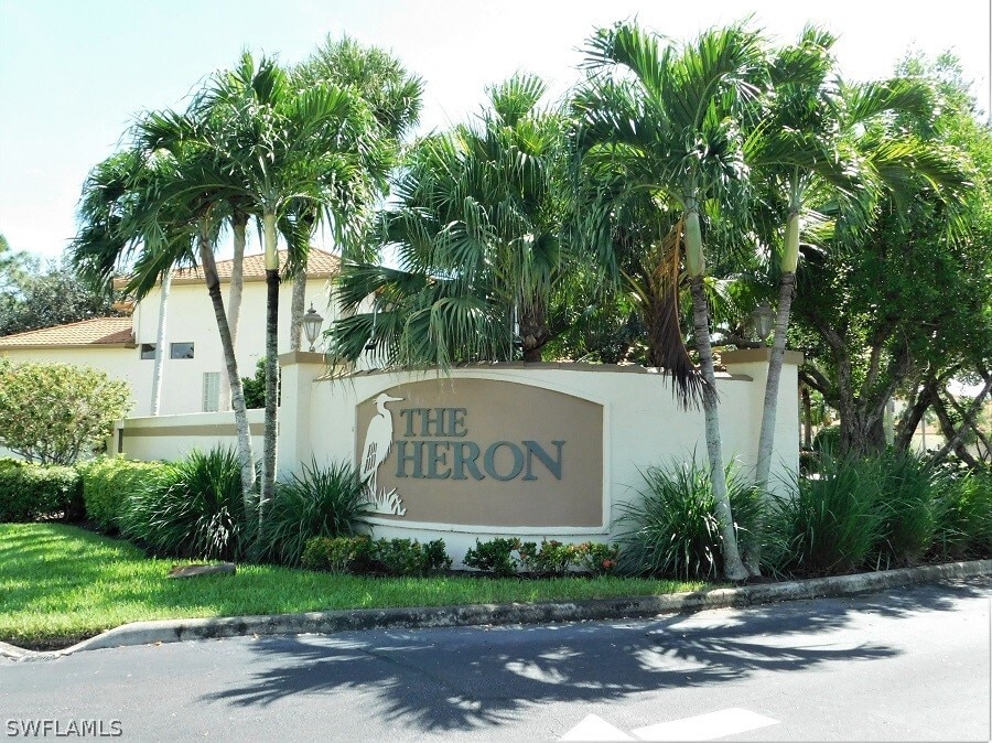 16561 Heron Coach Way in Ft. Myers, FL - Building Photo