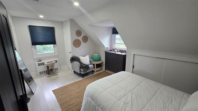 2 Rhame Ave in East Rockaway, NY - Building Photo - Building Photo
