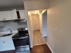 14 Kenny Dr in Monroe, NY - Building Photo - Building Photo