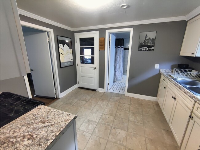 51 Allen St in Johnson City, NY - Building Photo - Building Photo