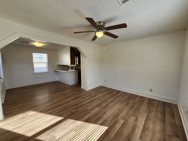 829 N Union Ave in Shawnee, OK - Building Photo - Building Photo