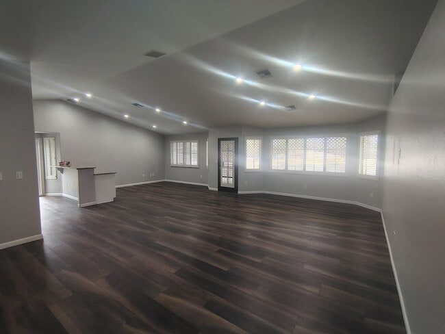 9047 N Sanguine Dr in Tucson, AZ - Building Photo - Building Photo