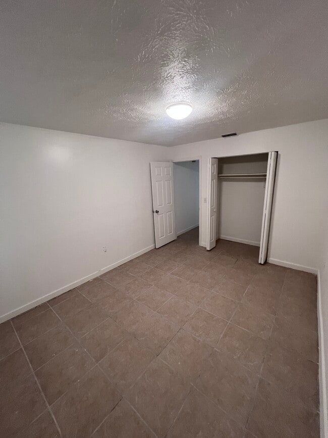 646 Pineville Ln in Lakeland, FL - Building Photo - Building Photo