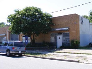 945 Woodrow Ave in Norfolk, VA - Building Photo - Building Photo