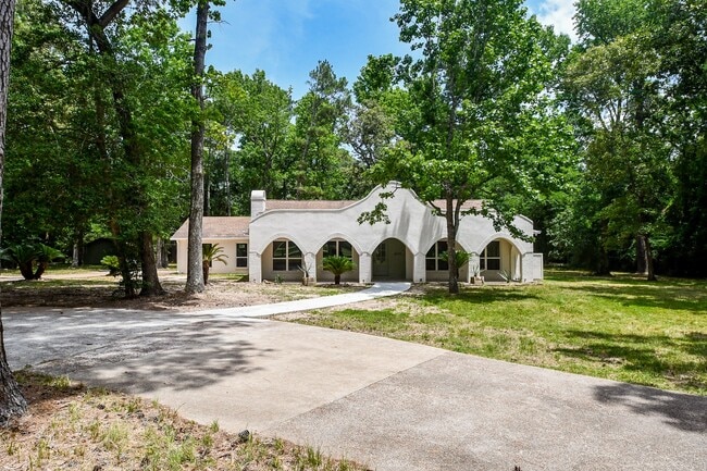 property at 6914 Evergreen St