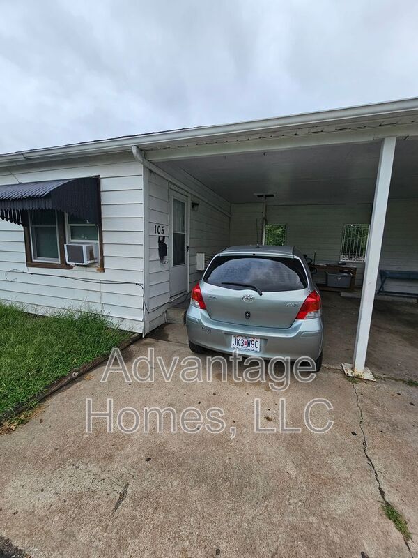 property at 1015 N Scott Ave
