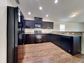 3325 Bradley Creek Pky in Green Cove Springs, FL - Foto de edificio - Building Photo