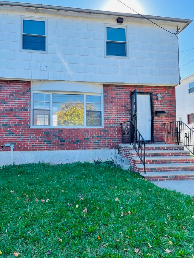property at 50 Monsey Pl