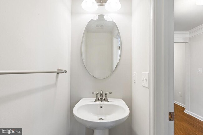 101 Dallett Ln in Malvern, PA - Building Photo - Building Photo