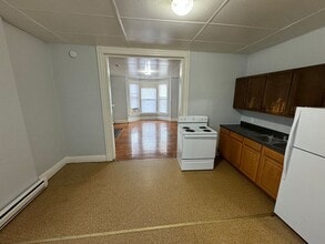 432 W 3rd St in Davenport, IA - Building Photo - Building Photo