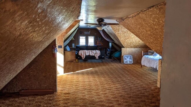 property at 906 Vine St