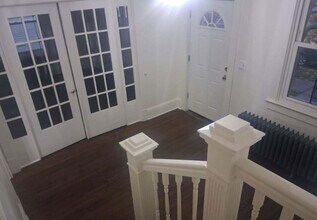 251 N Main St, Unit 1 in Wilkes-Barre, PA - Foto de edificio - Building Photo