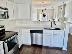 Room in Condo on Donatello Avenue in Charlotte, NC - Building Photo