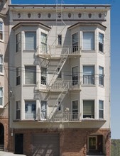 34 Buchanan St in San Francisco, CA - Building Photo - Building Photo