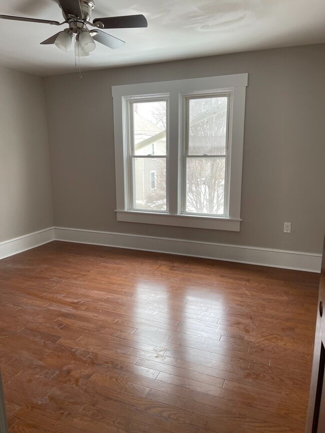 31-33-33 E Blake Ave in Columbus, OH - Building Photo - Building Photo