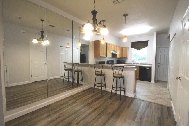 3870 SW 20th Ave, Unit Cierra Clark in Gainesville, FL - Building Photo - Building Photo