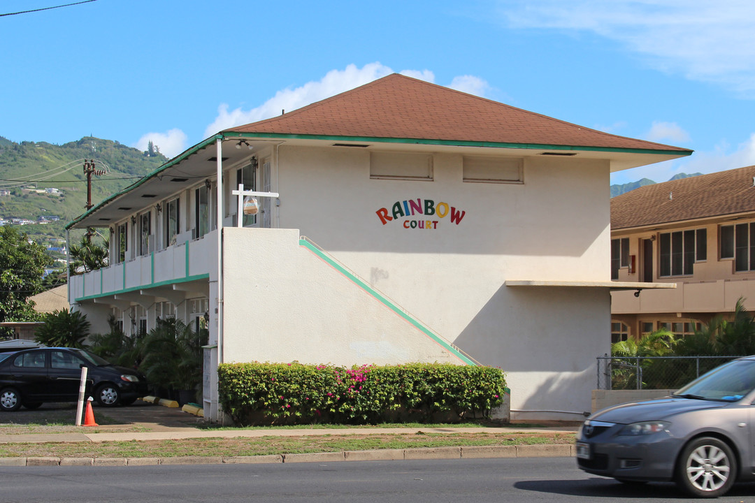 Rainbow Court Apartments in Honolulu, HI - Building Photo