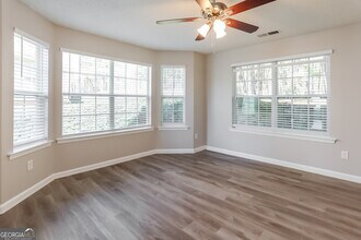 701 Outlook Way in Atlanta, GA - Building Photo - Building Photo