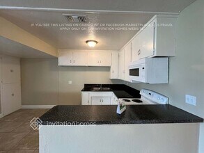 7107 Paladin Way in Rio Linda, CA - Foto de edificio - Building Photo