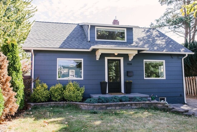 7014 N Greeley Ave in Portland, OR - Building Photo - Building Photo