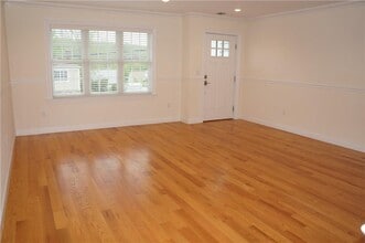 134 Lincoln Ave in Harrison, NY - Building Photo - Building Photo