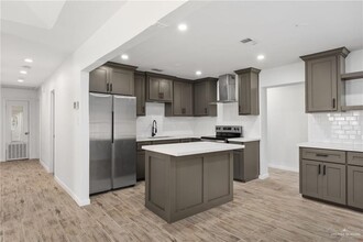 3313 Queta Ave in McAllen, TX - Building Photo - Building Photo