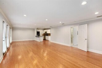 7770 Meadow Rd in Dallas, TX - Building Photo - Building Photo
