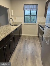 13408 Shady Knoll Dr-Unit -207 in Silver Spring, MD - Building Photo - Building Photo