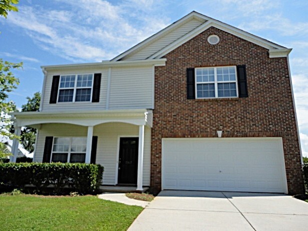 7317 Ethans Way in Burlington, NC - Building Photo
