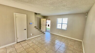 3799 Carnes Ave, Unit 15 in Memphis, TN - Building Photo - Building Photo