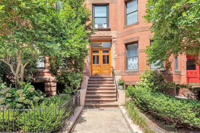 property at 405 Marlborough St