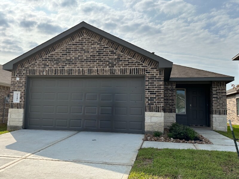 5242 Rothwell Hts Dr in Spring, TX - Foto de edificio