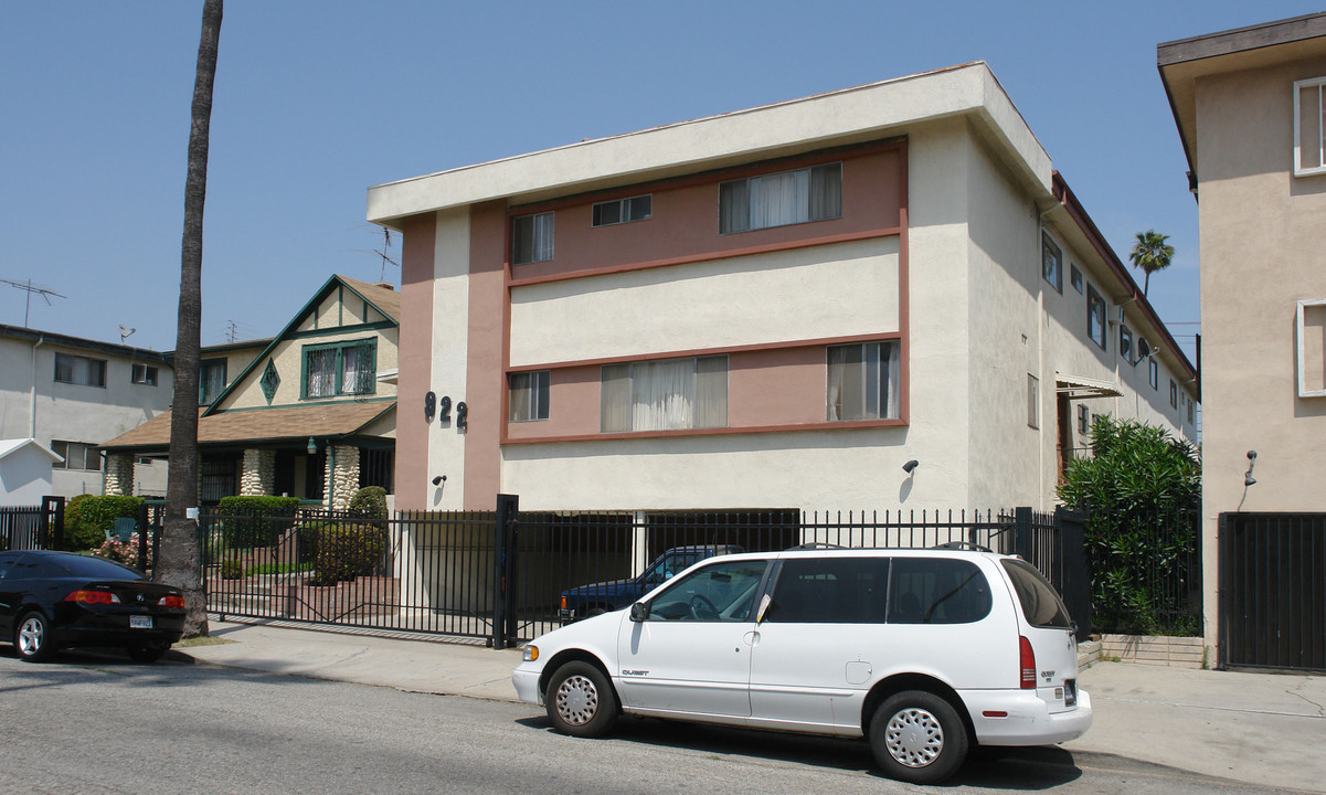 922 Fedora St in Los Angeles, CA - Foto de edificio