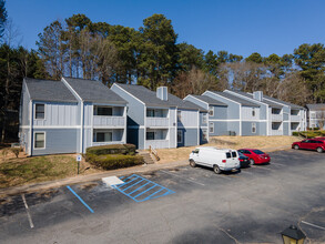 The Timbers Apartment Homes in Lilburn, GA - Building Photo - Building Photo