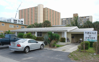 3220 NE 9th St Apartamentos