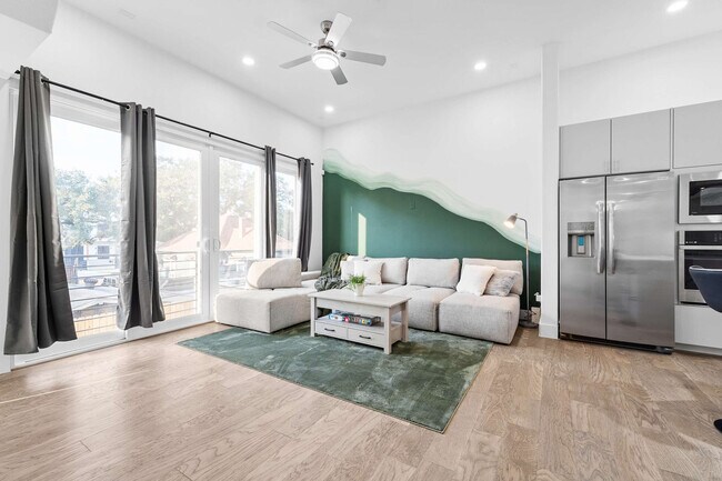 2107 McGowen St in Houston, TX - Building Photo - Building Photo