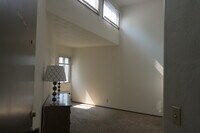 Kal's Place Apartments photo'