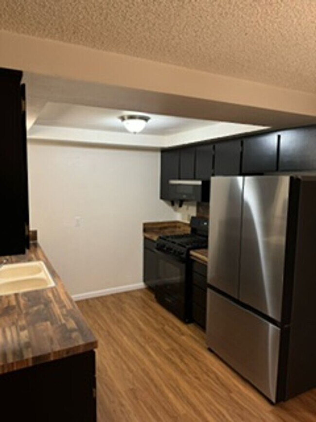1218 Summers Ln in Klamath Falls, OR - Building Photo - Building Photo