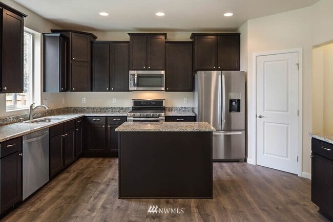 14221 67th Ave E in South Hill, WA - Building Photo - Building Photo