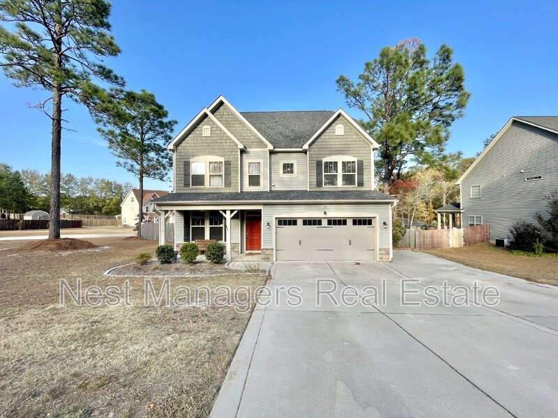 211 Executive Dr in Lillington, NC - Building Photo