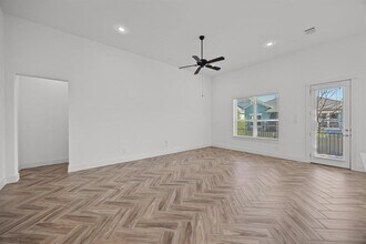 13701 Ronald Reagan Blvd in Cedar Park, TX - Building Photo - Building Photo