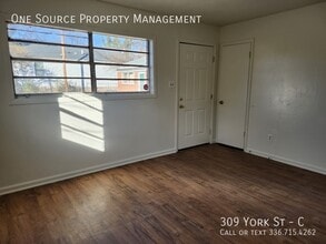 309 York St in Greensboro, NC - Building Photo - Building Photo
