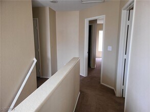681 Wallington Estate St in Las Vegas, NV - Building Photo - Building Photo