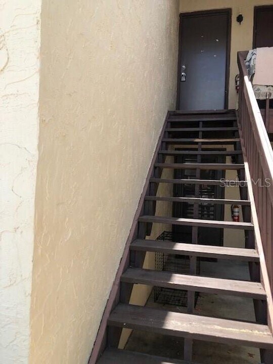 2717 Hidden Lake Blvd in Sarasota, FL - Building Photo