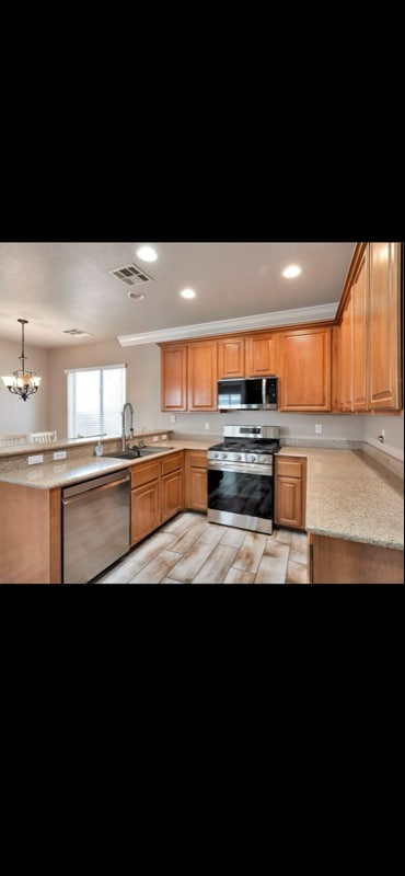 8152 Satin Carnation Ln in Las Vegas, NV - Building Photo - Building Photo