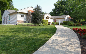 Village of Canterbury Apartment Homes in Newark, DE - Building Photo - Building Photo