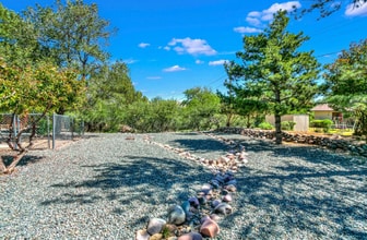 725 Meadowlark Ln in Prescott, AZ - Foto de edificio - Building Photo